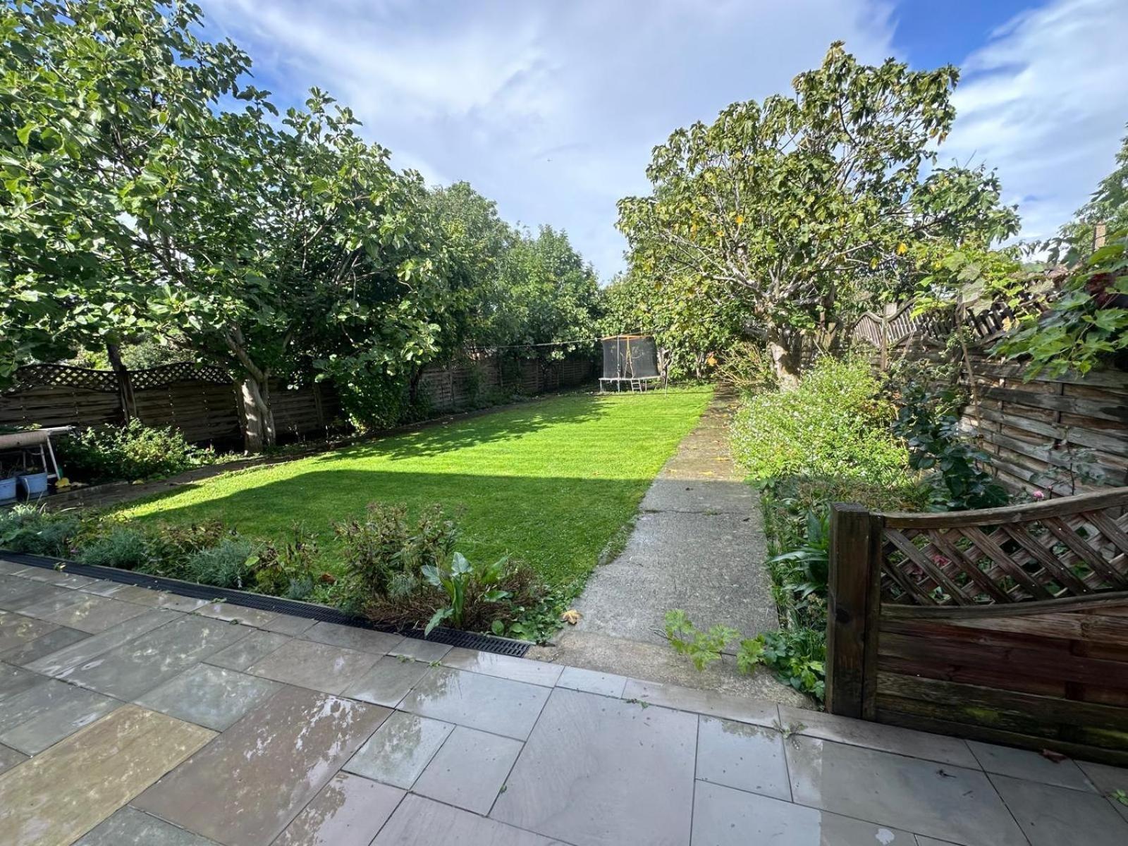 Luxurious Living 4 Bedroom Home London Eksteriør billede